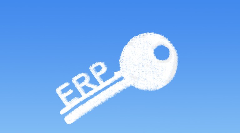 Sigla ERP escrita ao lado de uma chave, como se ambas fossem nuvem, no céu