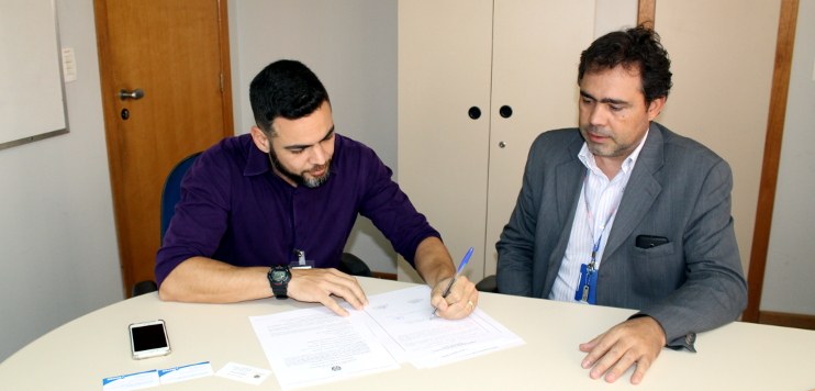 Assinatura contrato Radar São José dos Campos