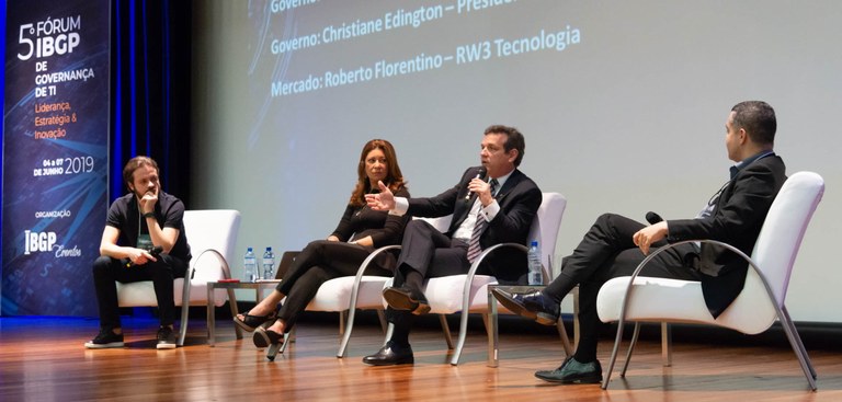 Caio Paes de Andrade, em sua participação no segundo dia de seminários do Fórum IBGP de Governança de TI