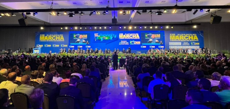 Registro do auditório do Centro Internacional de Convenções de Brasília durante a solenidade de abertura da XXIII Marcha a Brasília em Defesa dos Municípios