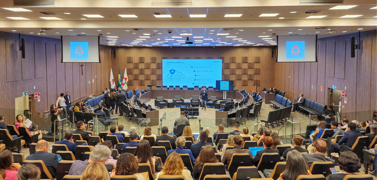 Eduardo Cardim apresenta o Sepro MultiCloud no Tribunal de Justiça de Minas Gerais