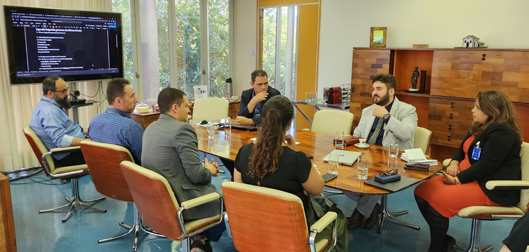 Reunião entre Serpro e representantes do governo de Minas Gerais foi realizada na Regional Belo Horizonte