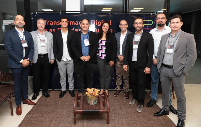 Equipe de Negócios do Serpro presente ao evento em Araguaína
