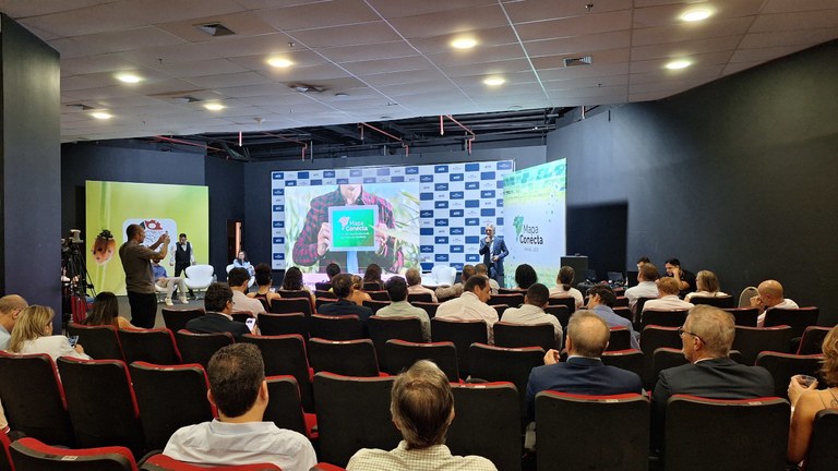 Público no evento Mapa Conecta Brasil 2025.jpg