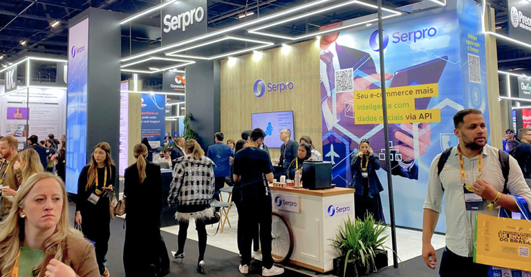 Estande do Serpro no Fórum E-commerce Brasil recebeu centenas de visitantes Estande do Serpro no Fórum E-commerce Brasil recebeu centenas de visitantes