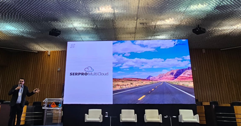 Palestra sobre nova contratação de serviços em nuvem Palestra sobre nova contratação de serviços em nuvem
