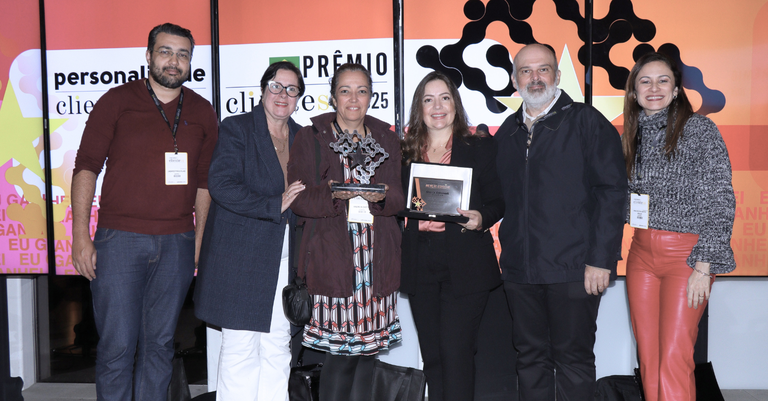 Representantes do Serpro presentes na celebração do Prêmio ClienteSA 2025