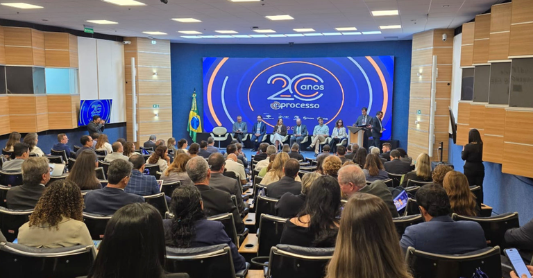 O seminário comemorativo dos 20 anos do e-Processo foi realizado em Brasília, nos dias 25 e 26 de maio