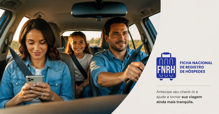 Família viajando e fazendo check-in antecipado.png