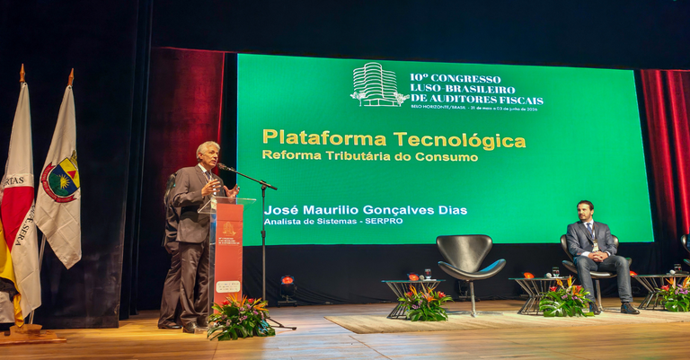 Painel foi realizado no auditório do Minas Tênis Clube, em Belo Horizonte