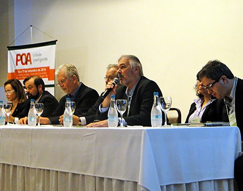 Mazoni, na abertura, ressaltou potencial da tecnologia de aprimorar a cidadania