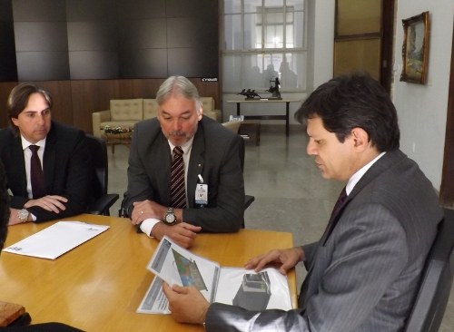 Mazoni e Antônio João apresentam projeto ao prefeito Haddad