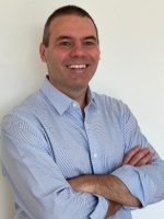 Eduardo-Hruschka150X200.png Eduardo-Hruschka150X200.png