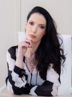 Pollyana_MEC150x200.jpg